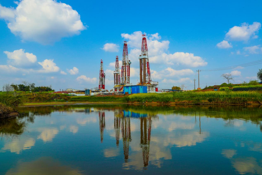 60409cd453524.png 2.png